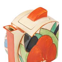 A Group of Nine Clarice Cliff Gardenia Ceramic Table Articles