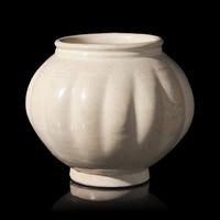A Chinese Cizhou Style Melon-Form Jar 巨鹿瓜棱罐
