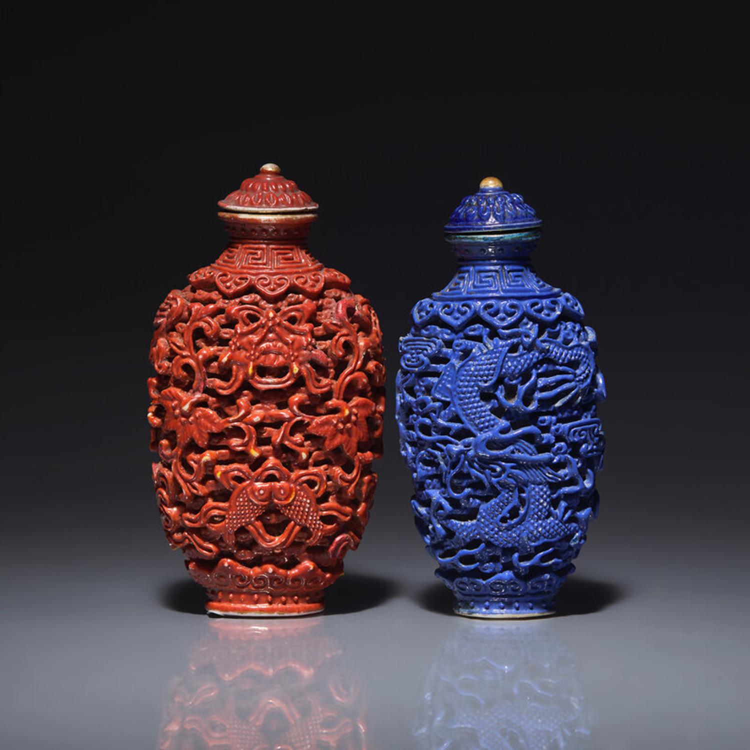 Two Chinese Molded and Enameled Porcelain Snuff Bottles, Possibly Jiaqing Period 或爲清嘉慶 瓷雕鼻烟壺兩支