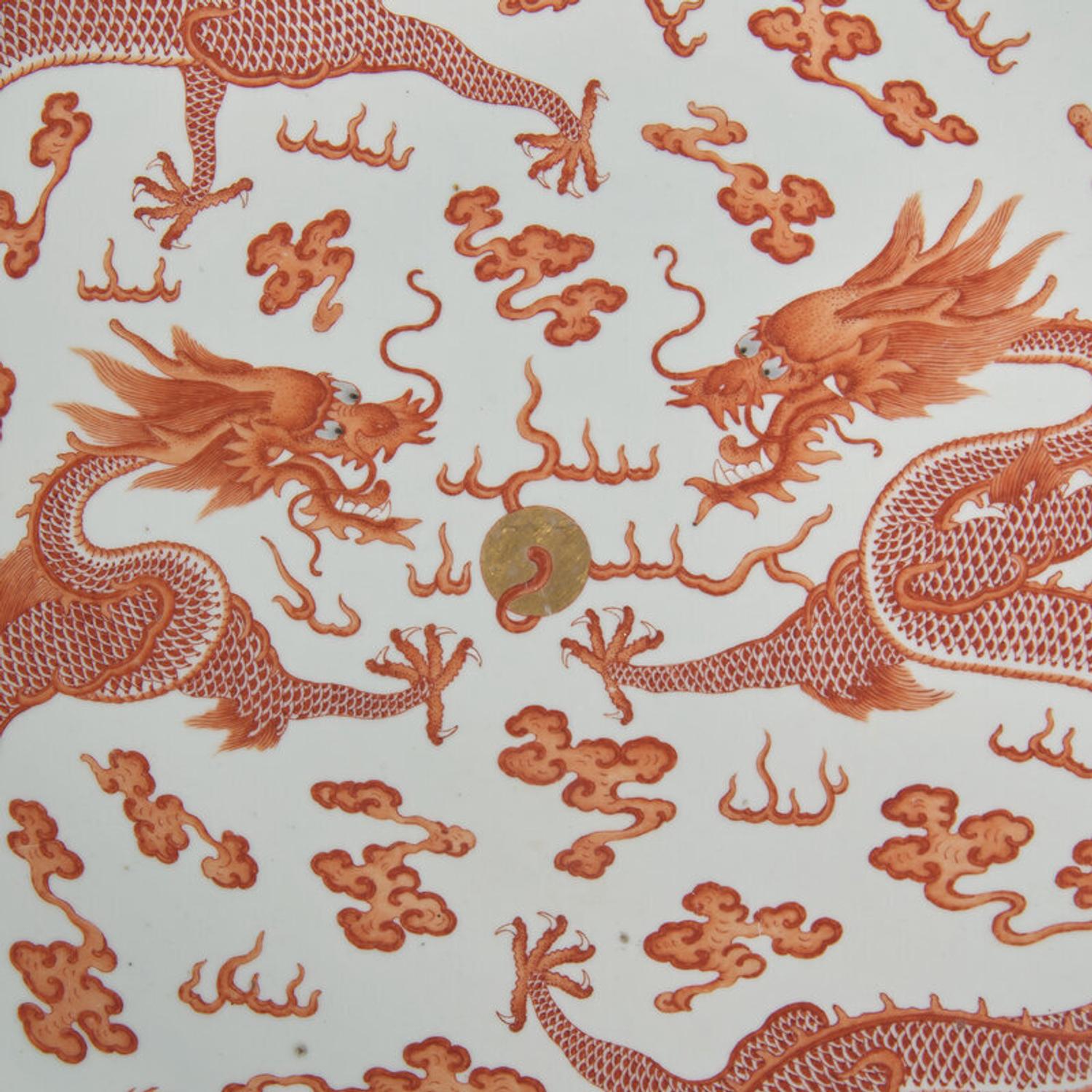 A Pair of Large Chinese Iron-Red Decorated 'Dragons' Chargers, Late Qing Dynasty 清晚期 礬紅彩龍戲珠賞盤一對