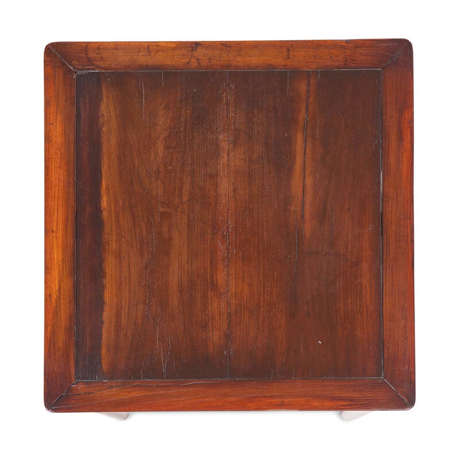 A Chinese Huanghuali and Mixed Hardwood Square Table, 18th/19th Century 清中期 紅木鑲黃花梨十字枨方桌