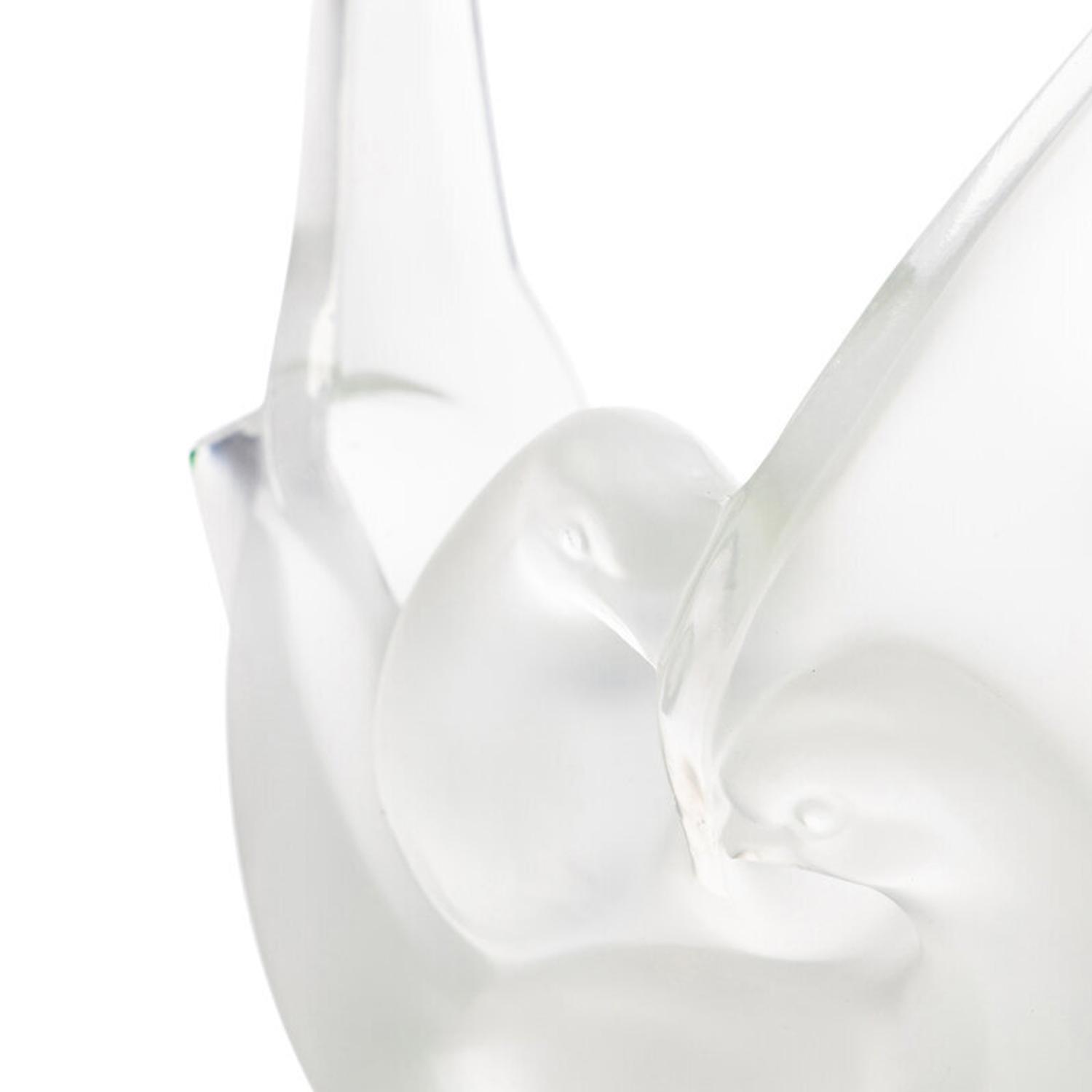 A Lalique Sylvie Vase