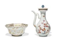 A Japanese Gilt Decorated Porcelain Octagonal Bowl and A Chinese Export Imari Style Sauce Cruet and Cover, 18th Century