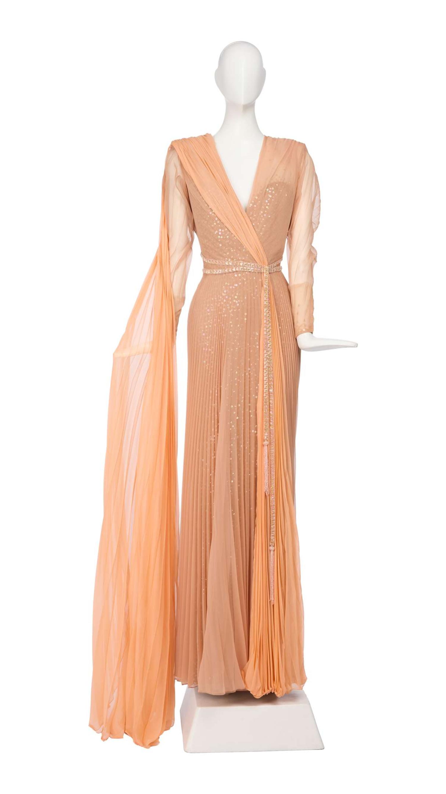 Ann-Margret | 1980 Gown by Bob Mackie Worn to the Academy Awards lot