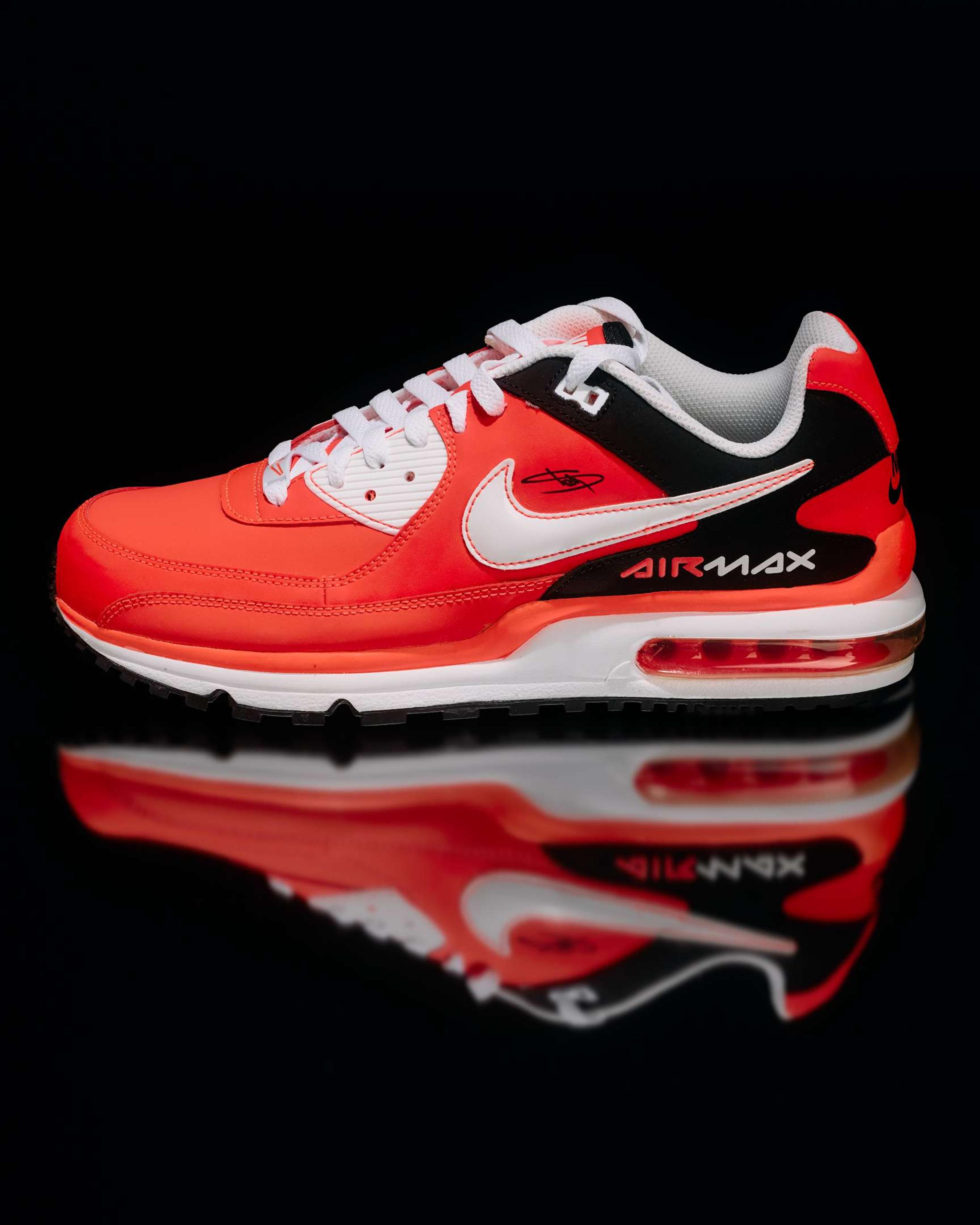 Eminem | Signed Nike Air Max Wright Sneakers with Original Box