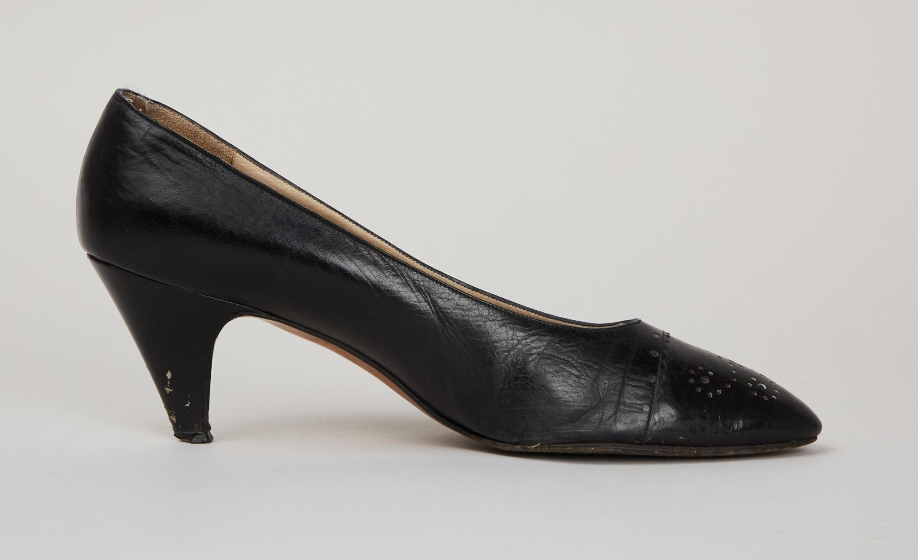Princess Diana | New York 1989 Black Rayne Matte/Patent Leather Pumps