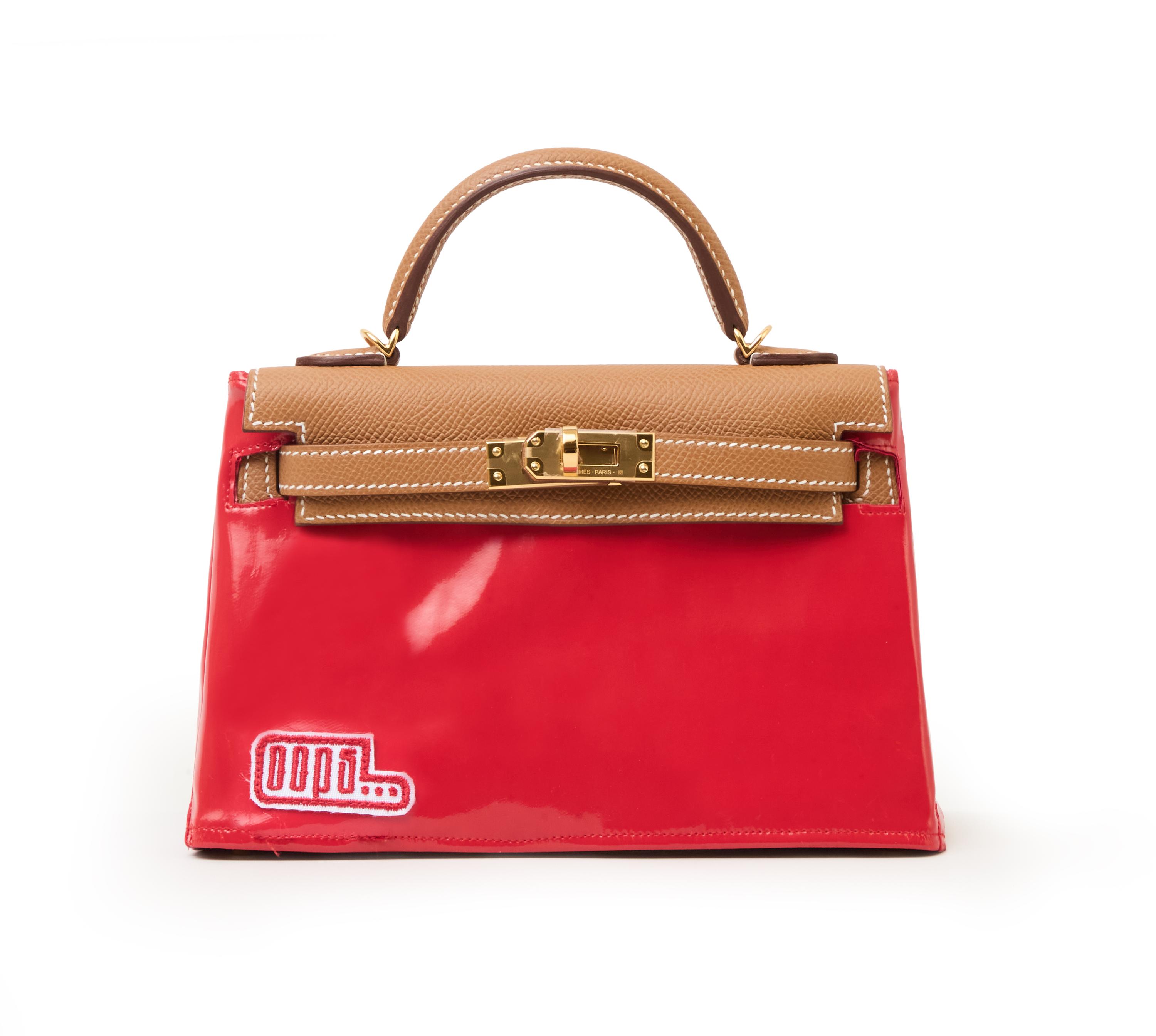 Hermès | 2024 Gold Epsom Sellier Mini Kelly II 20 CM (GHW) | Julien's