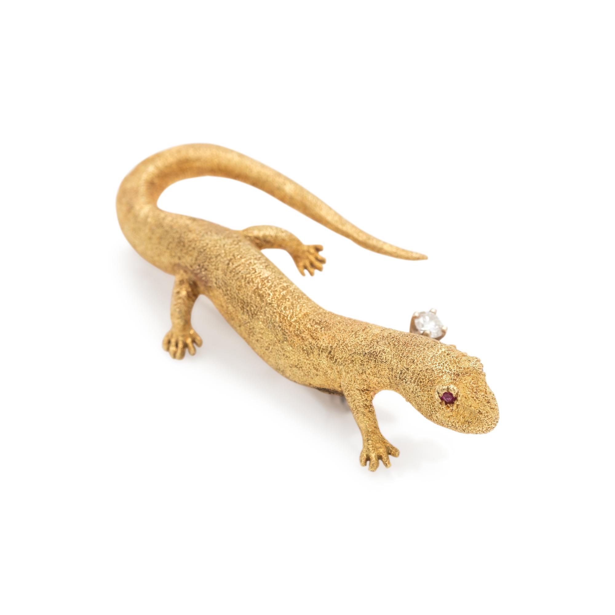 YELLOW GOLD AND DIAMOND LIZARD BROOCH