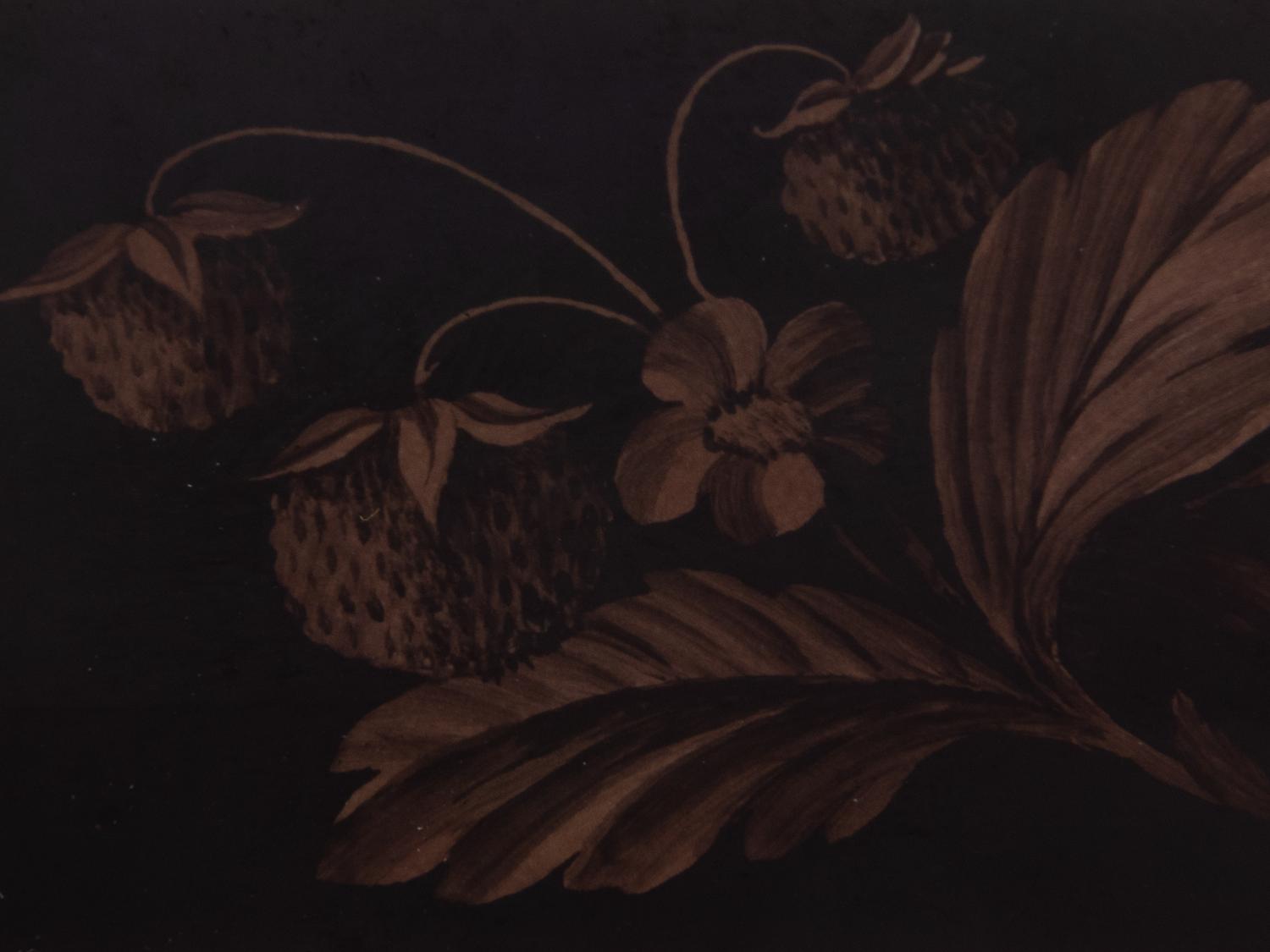 A Gold and Enamel Snuff Box