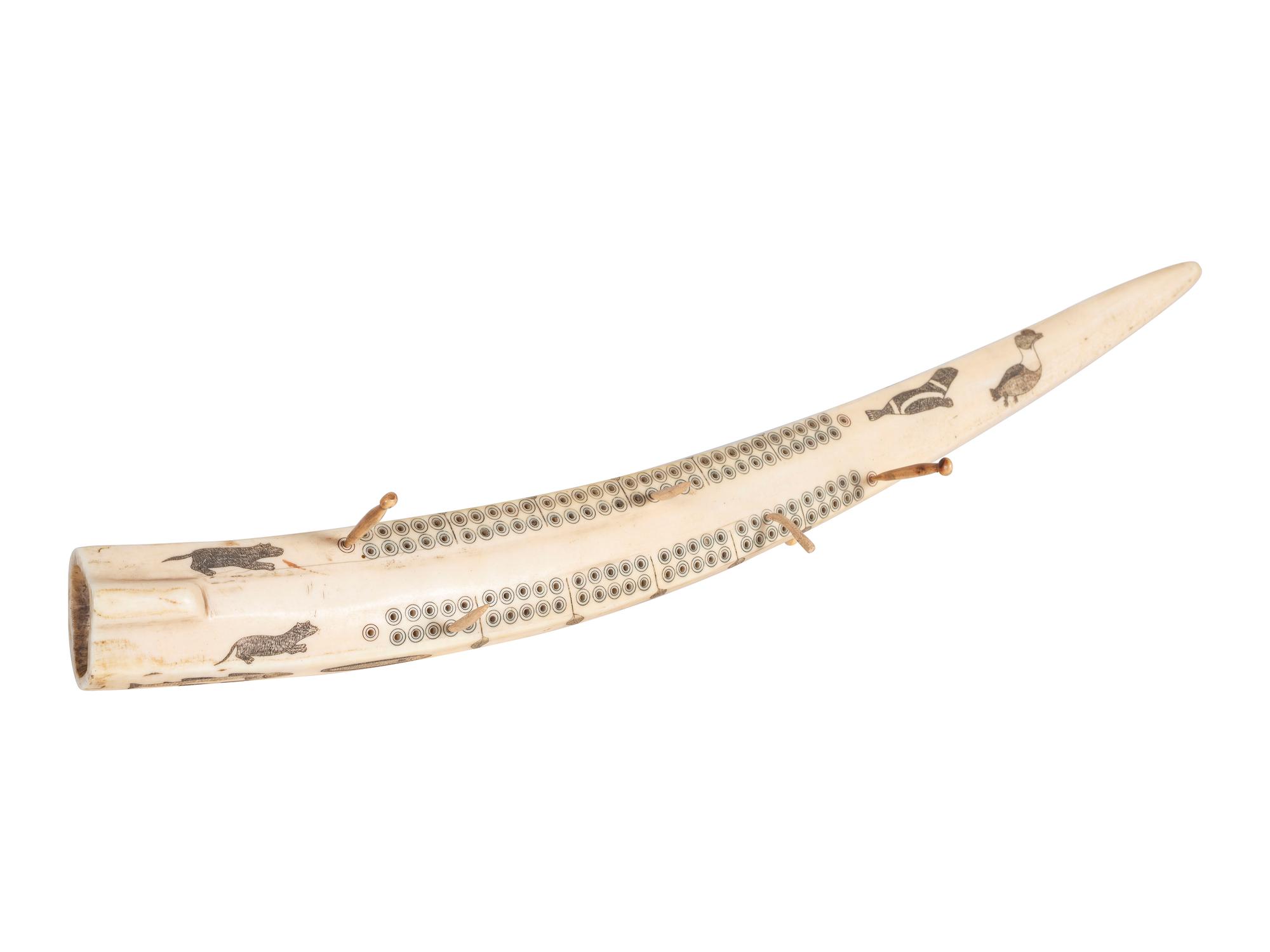 Iñupiat Decorated Cribbage Board