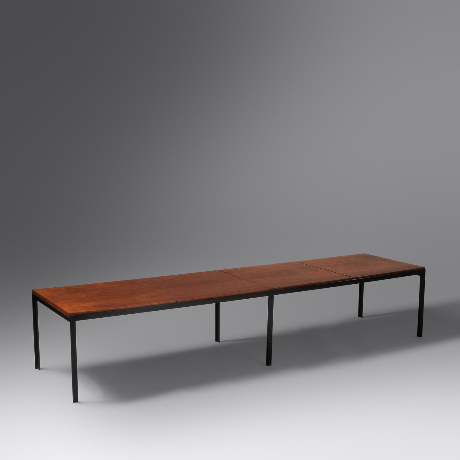 T-Angle Bench Knoll, USA