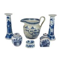 A Group of Chinese Export Blue and White Porcelain Table Articles