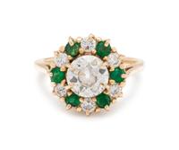 DIAMOND AND EMERALD RING