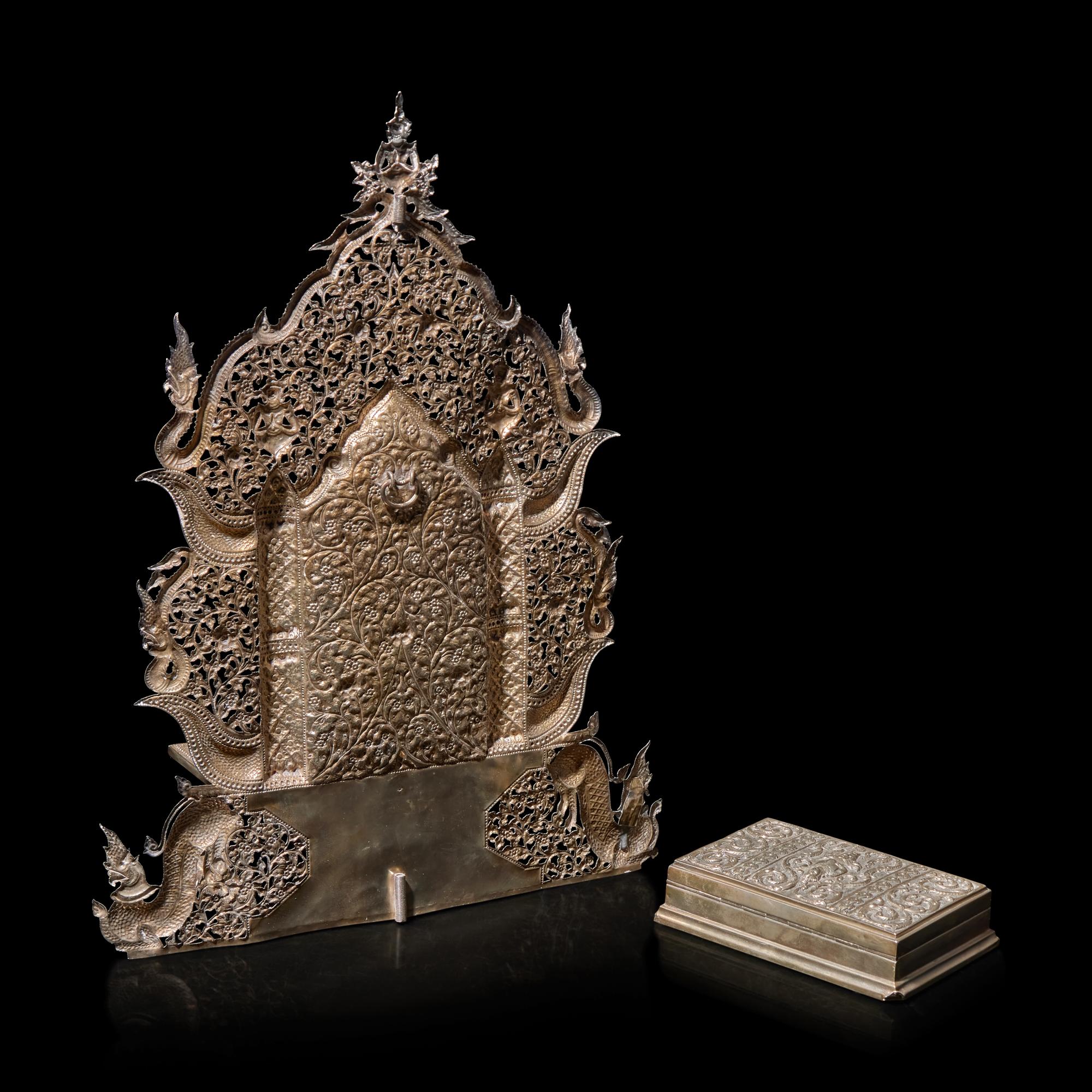 A Thai Silver Shrine and a Cigarette Box, 20th Century — 近代 泰銀佛龕烟盒兩件