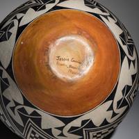 Jessie Garcia (Acoma, 1910-1999) — Black-on-White Pottery Jar