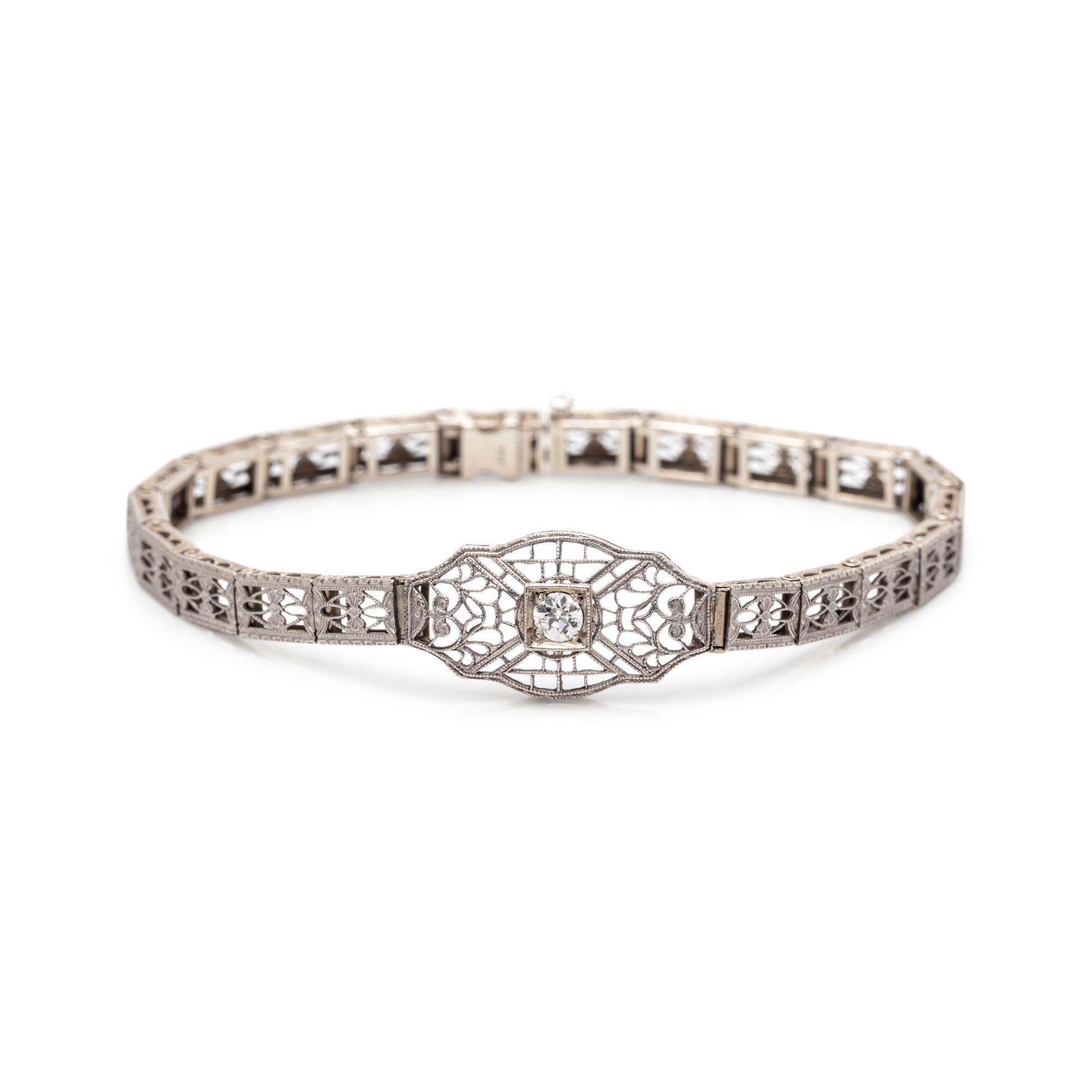 WHITE GOLD AND DIAMOND BRACELET