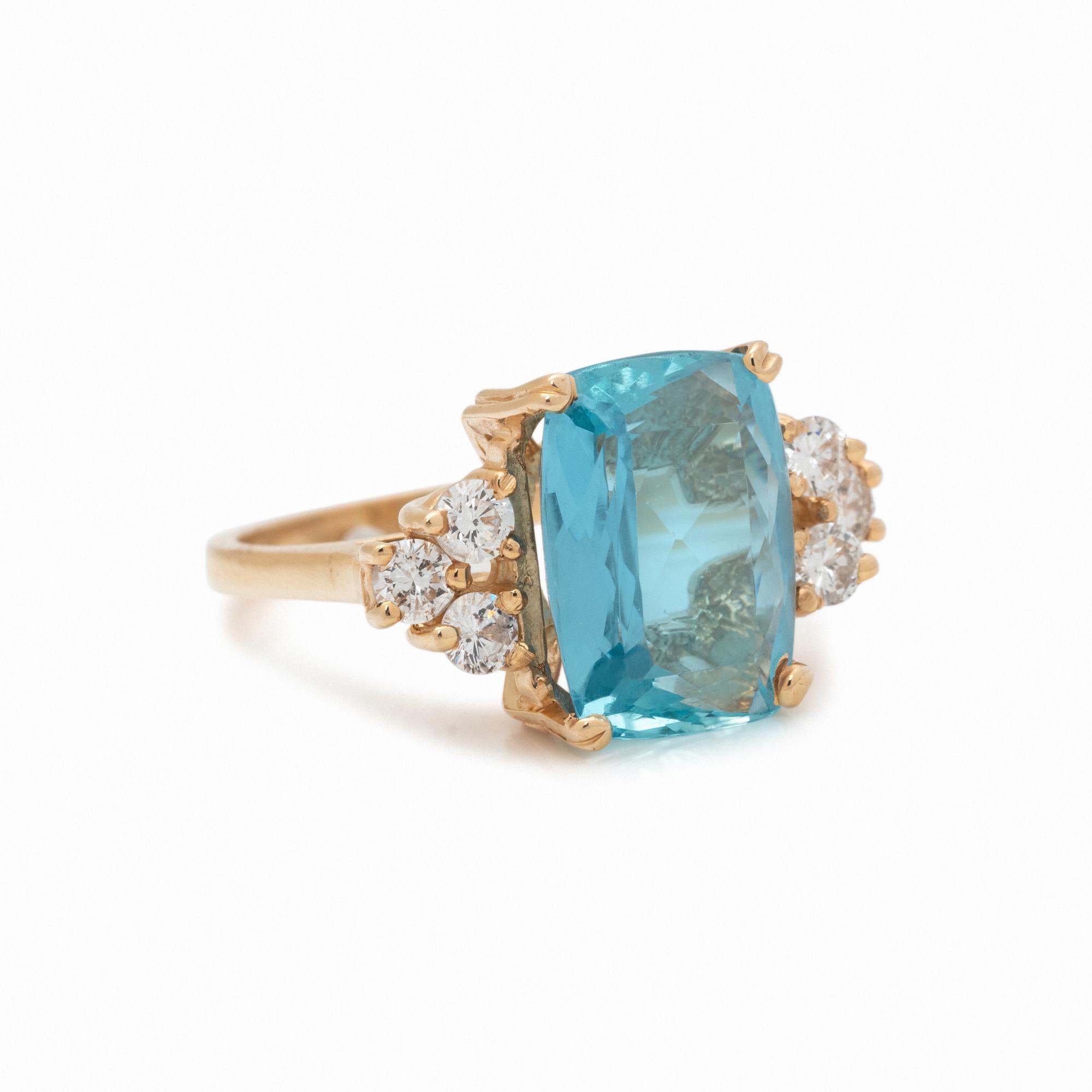 AQUAMARINE AND DIAMOND RING