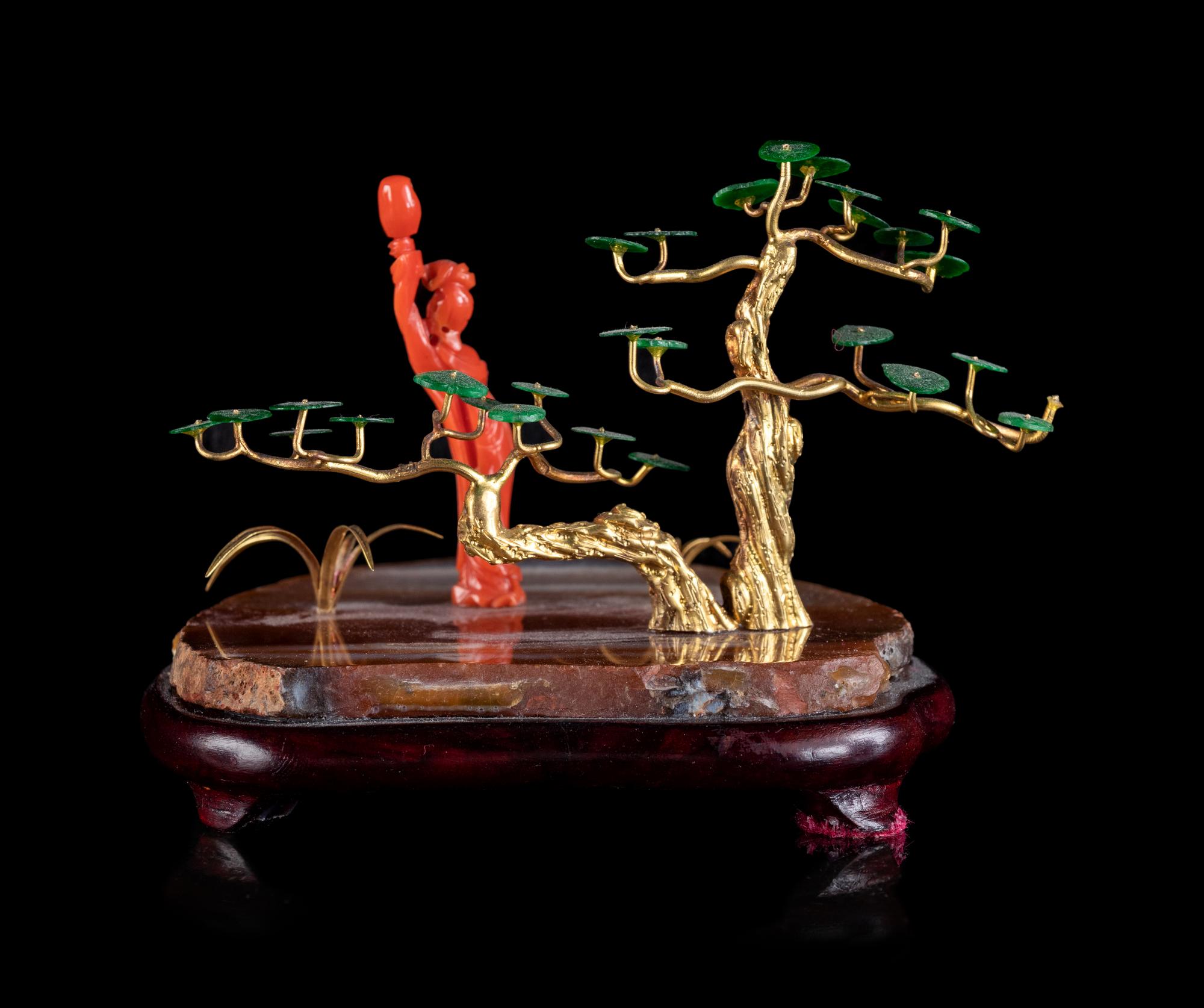 A Spinach Jade, Coral, Agate and Gilt Bronze Table Article