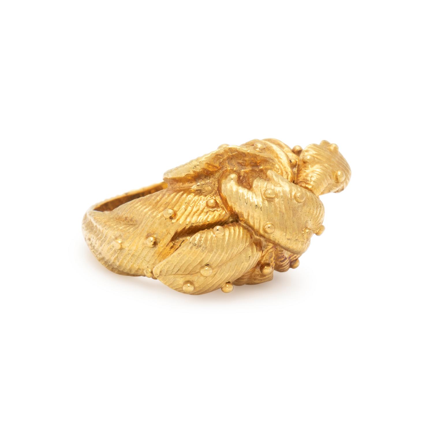 TIFFANY & CO., SCHLUMBERGER, YELLOW GOLD BOW RING