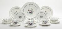 A Royal Doulton Porcelain Dinner Service for Twelve Diameter of dinner plate 10 1/2 inches. — 19TH/20TH CENTURY