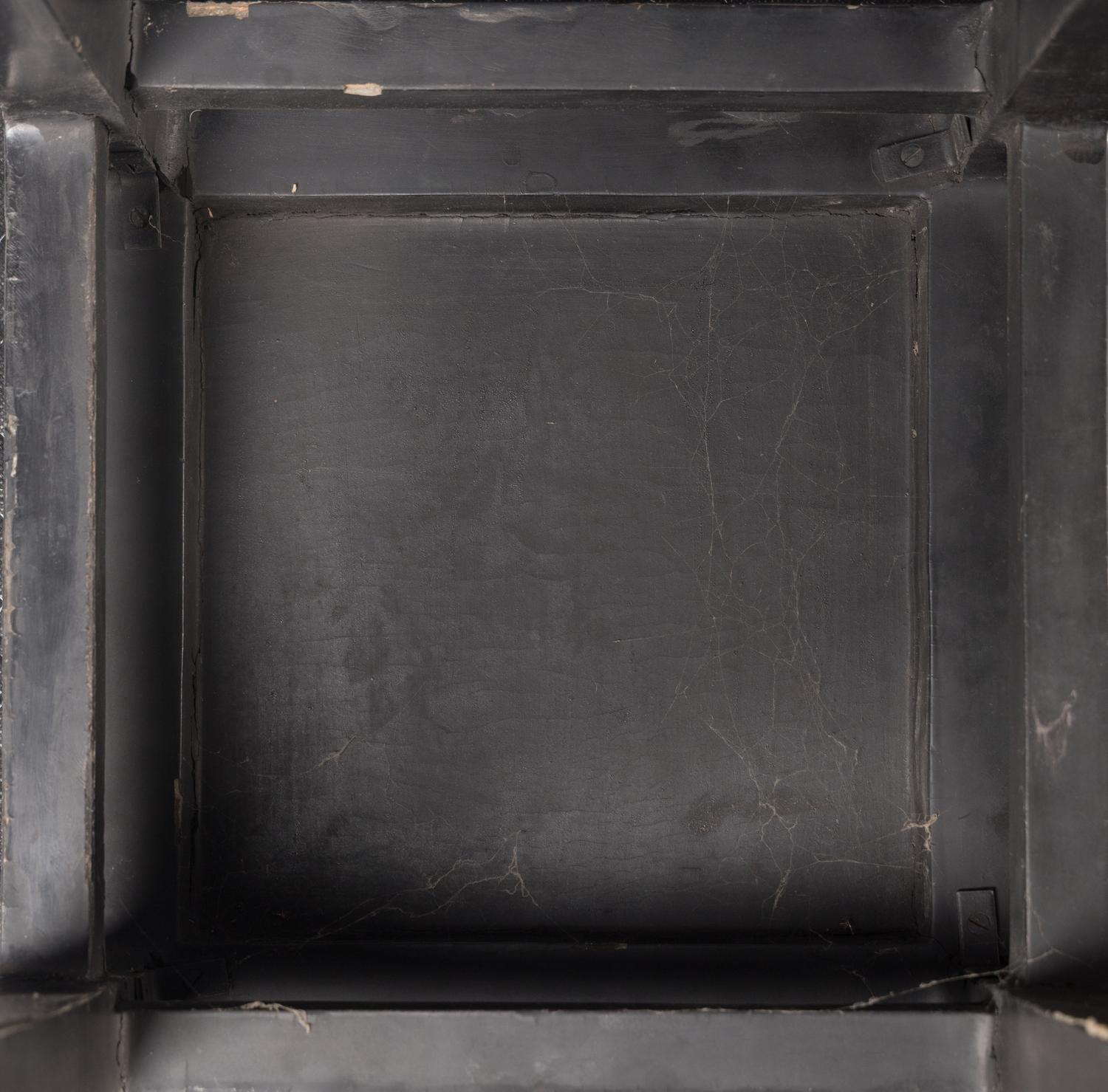 A Pair of Chinese Black Lacquered Mother-of-Pearl Inlaid Square Stands, Xiangji, 19th Century 清中晚期 黑漆嵌螺鈿蓮紋方几一對