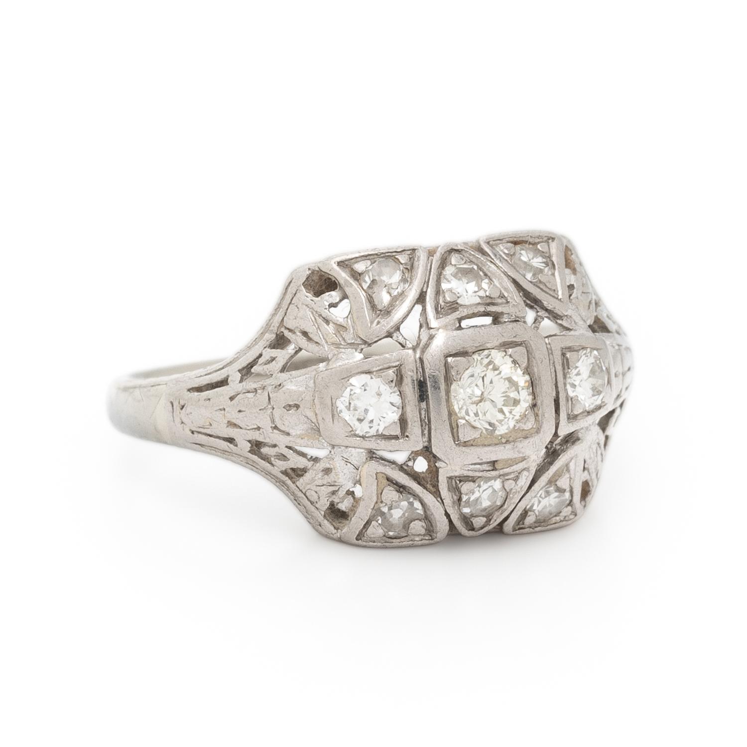 DIAMOND, WHITE GOLD, AND PLATINUM RING