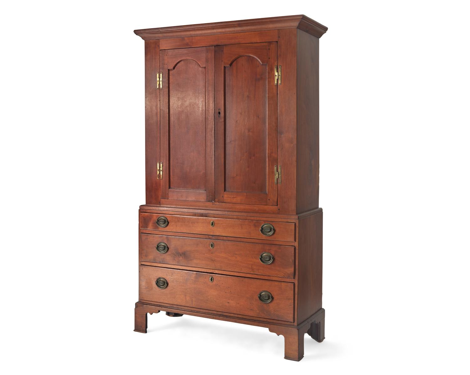 A Federal Walnut Linen Press, New York or New Jersey, Circa 1800