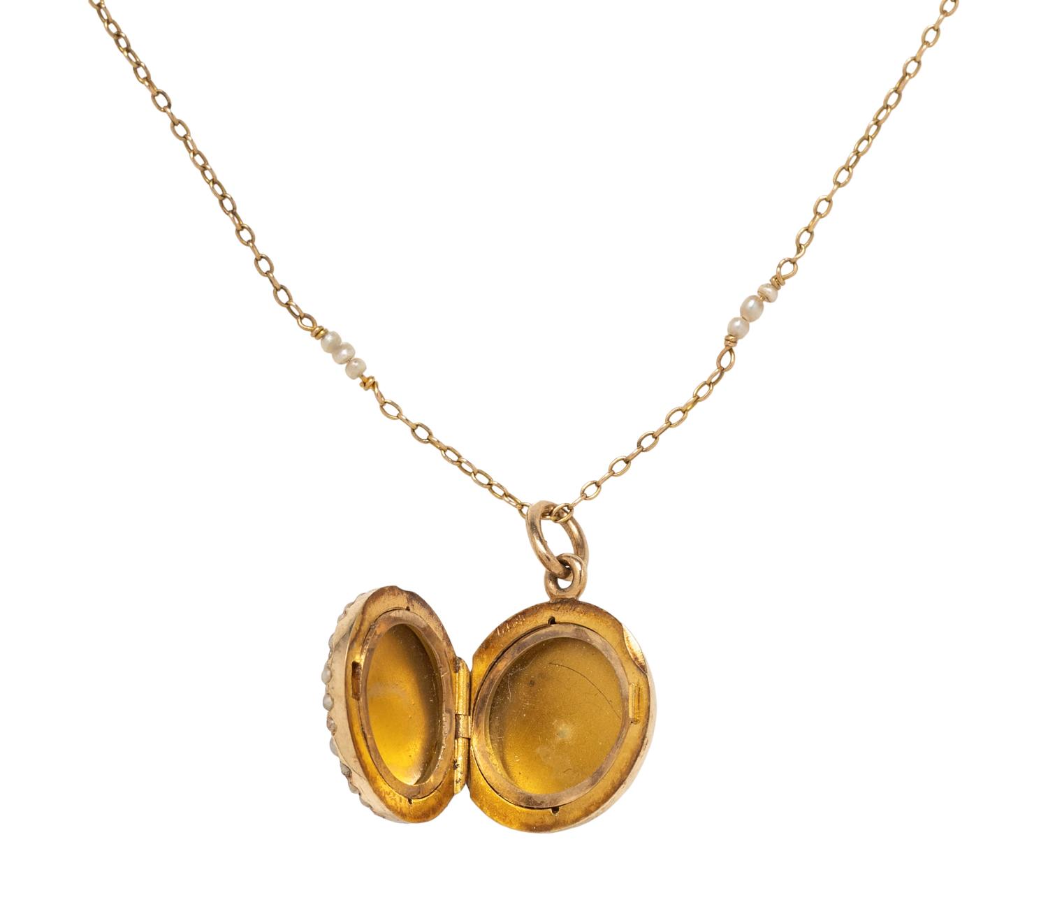 COLLECTION OF YELLOW GOLD AND SEED PEARL NECKLACES