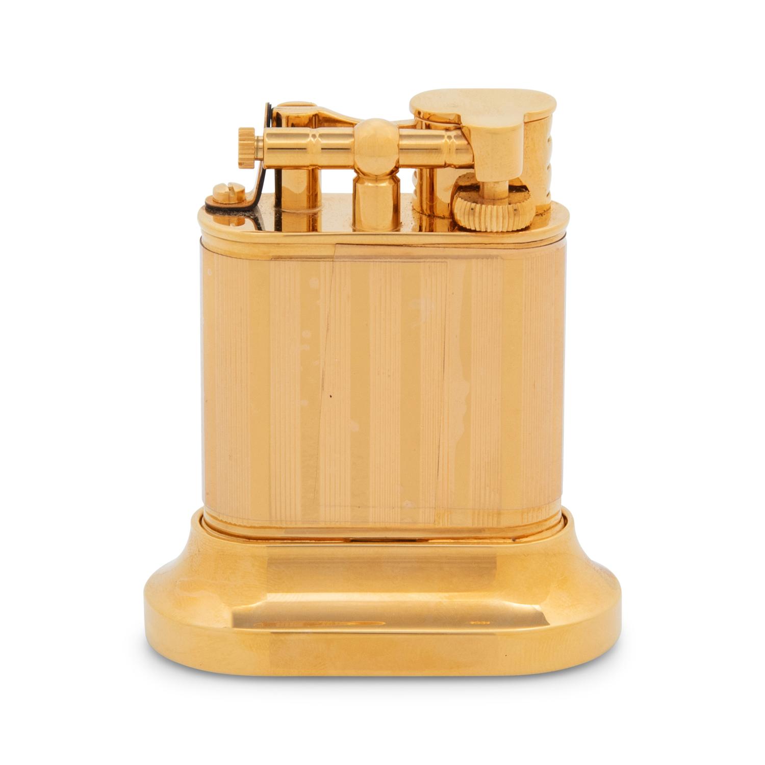 DUNHILL, TABLE LIGHTER