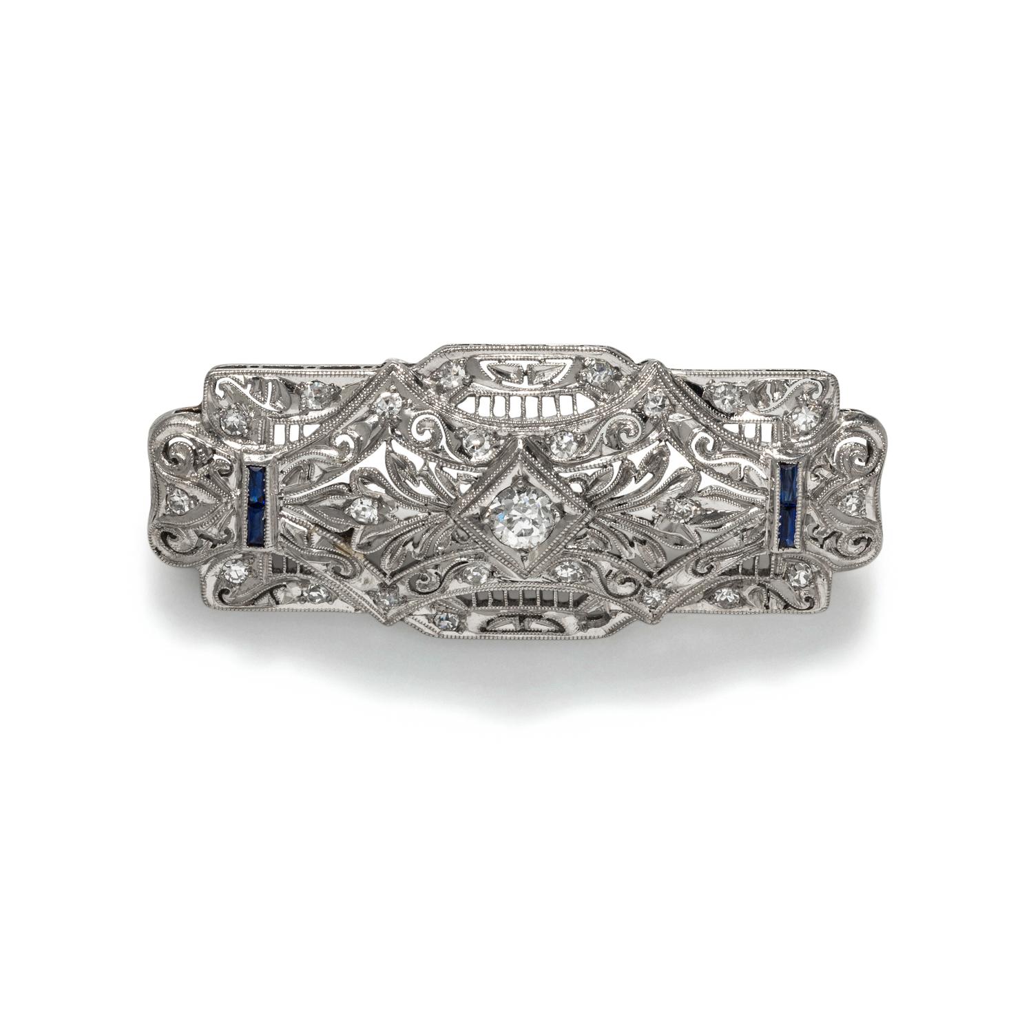 WHITE GOLD, DIAMOND AND SYNTHETIC SAPPHIRE PENDANT/BROOCH