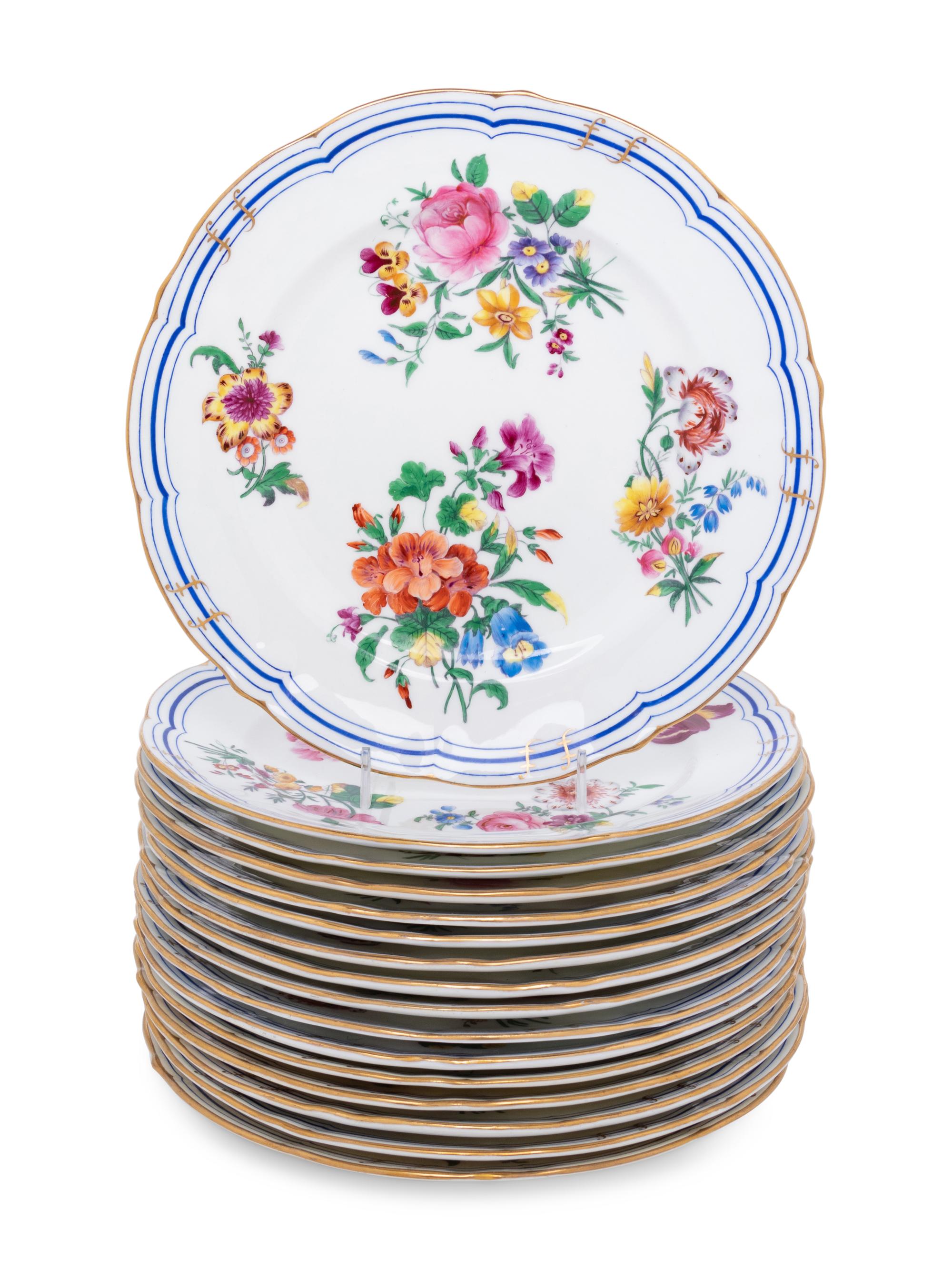 A Set of Sixteen Coalport Porcelain Plates