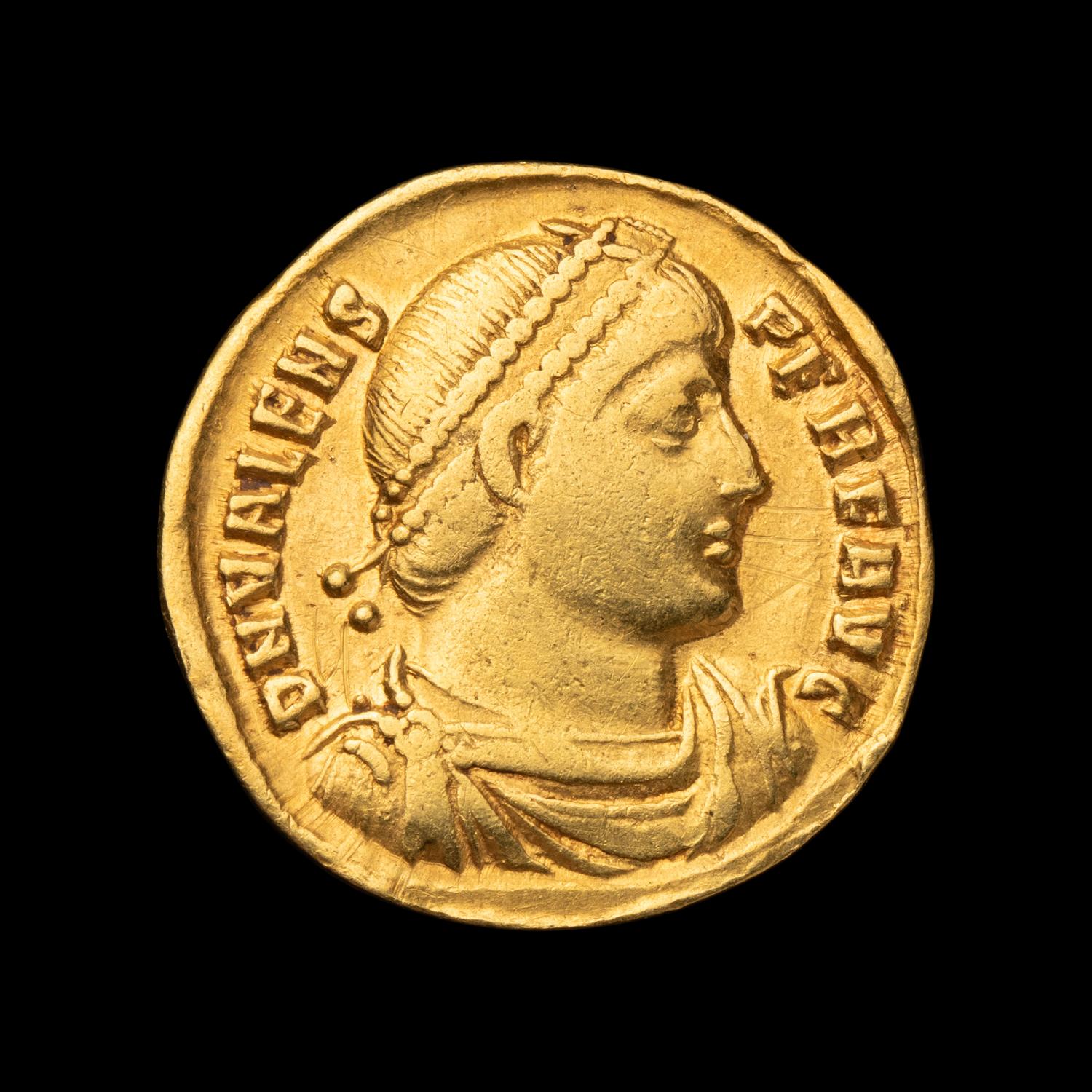 [ANCIENT] EASTERN ROMAN EMPIRE. Valens (c. 370 AD), Av Solidus (4.2g).