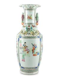 A Chinese Enameled Porcelain Vase