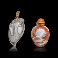 Two Chinese Hardstone Snuff Bottles 瑪瑙、水晶鼻烟壺各一