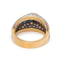 SAPPHIRE AND DIAMOND RING
