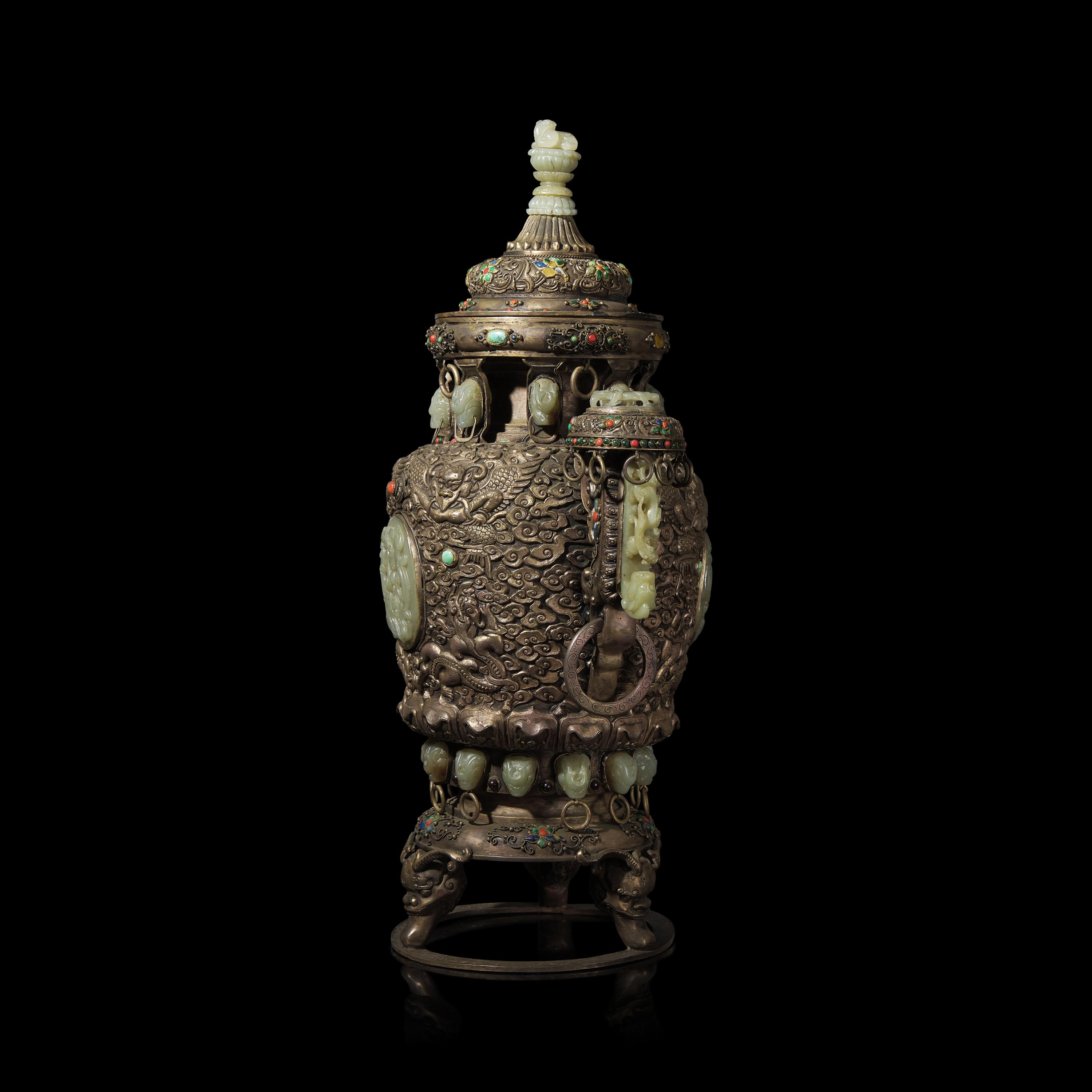 A Mongolian Jade Inset Incense Burner 蒙古式嵌玉香爐