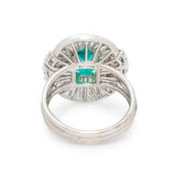 COLOMBIAN EMERALD, DIAMOND, AND WHITE GOLD RING
