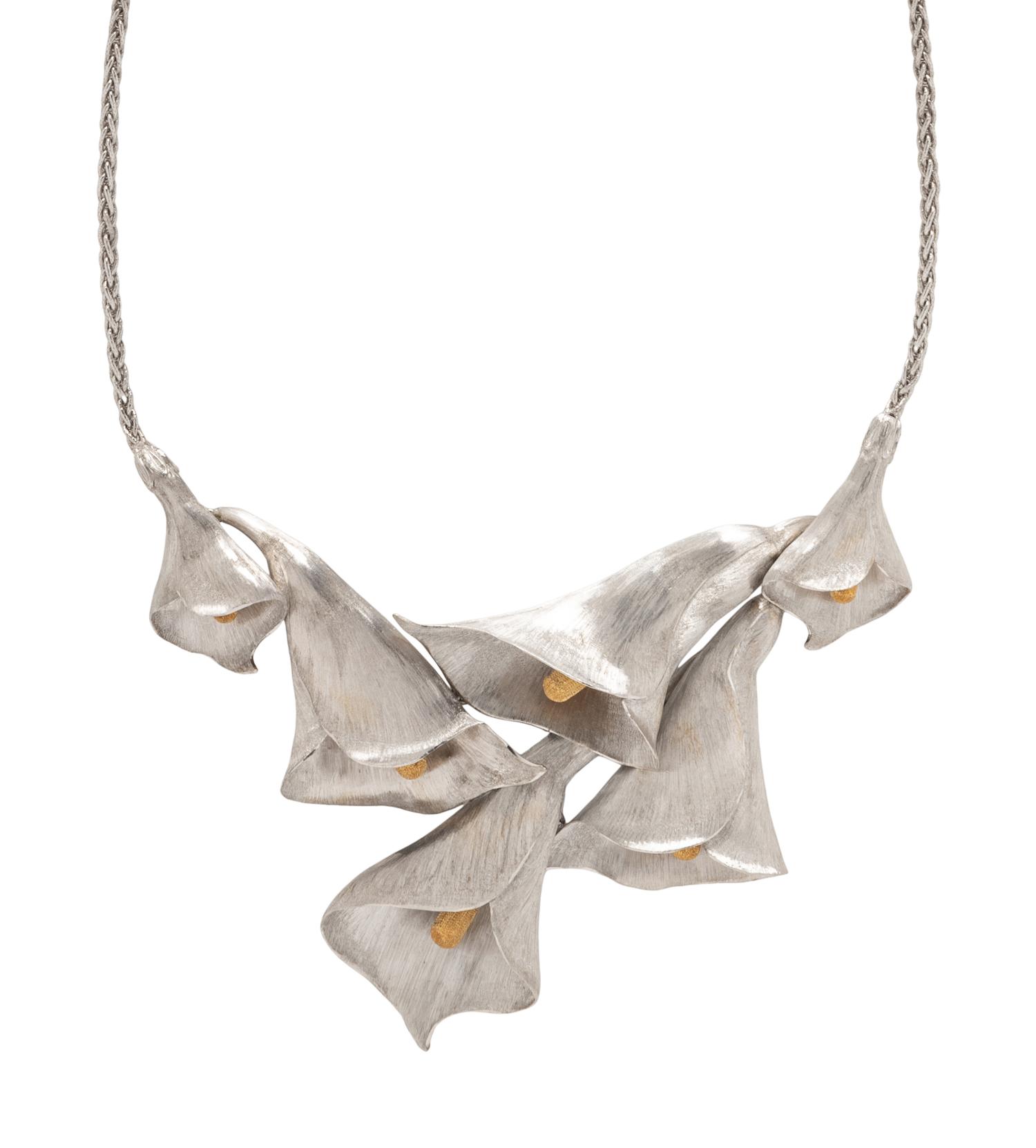 BUCCELLATI, BICOLOR GOLD CALLA LILY NECKLACE