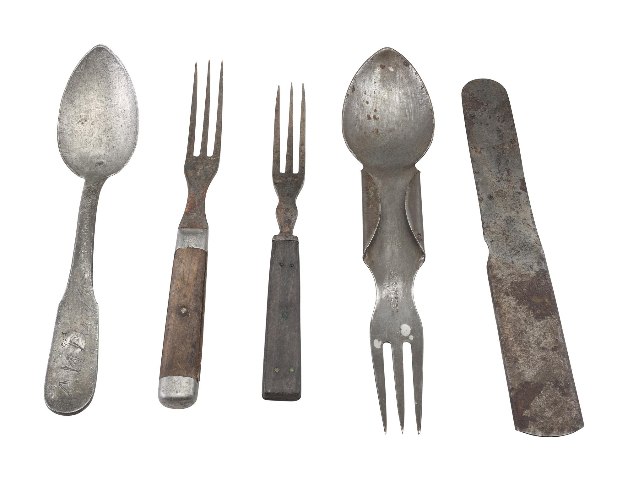 [CIVIL WAR]. A group of 5 camp items, incl. Union mess kit, tin cup, and other utensils.