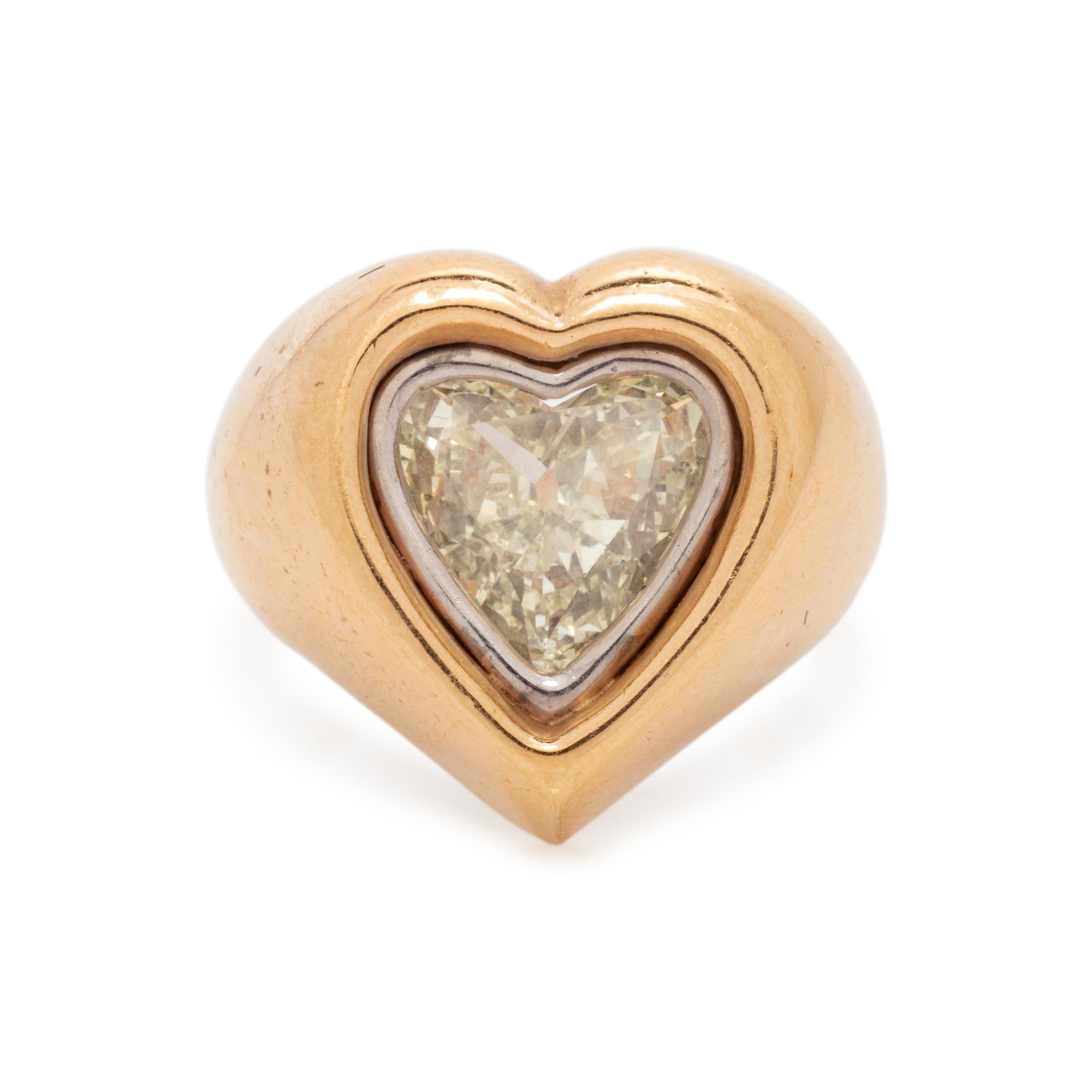 DIAMOND HEART RING