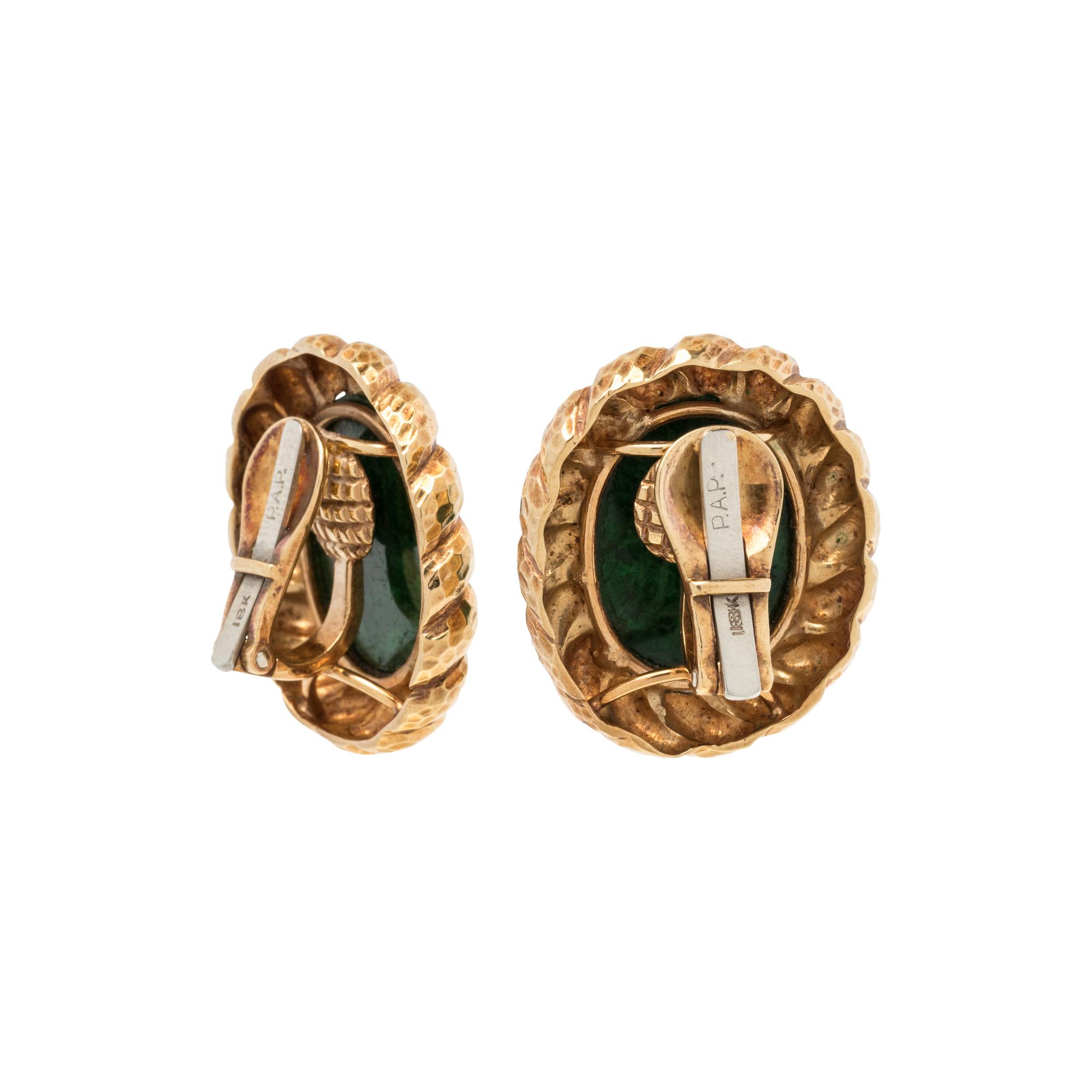 YELLOW GOLD AND MAW-SIT-SIT EARCLIPS