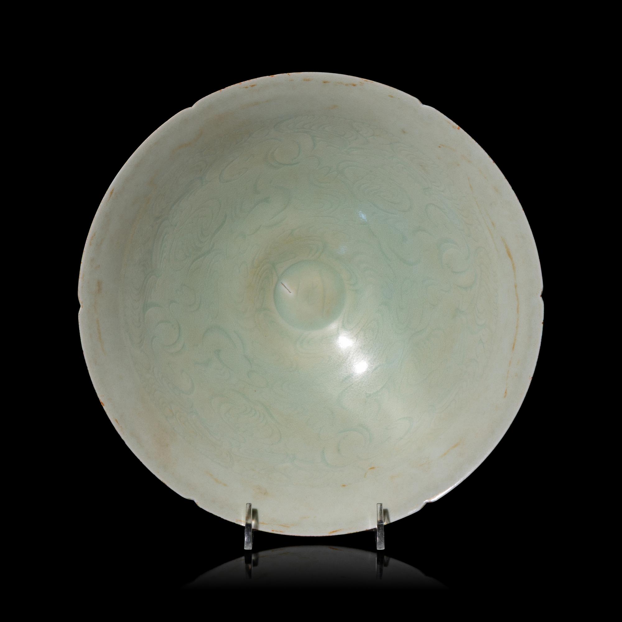 A Chinese Qingbai Porcelain Bowl, Possibly Southern Song Dynasty — 或爲南宋 青白釉刻花碗