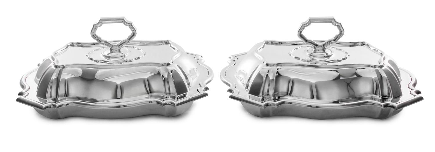 A Pair of George V Silver Covered Entrees, Jenkins & Timm, Sheffield, 1923, each of shaped rectangular form with raised edges and handl