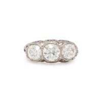 THREE STONE DIAMOND RING