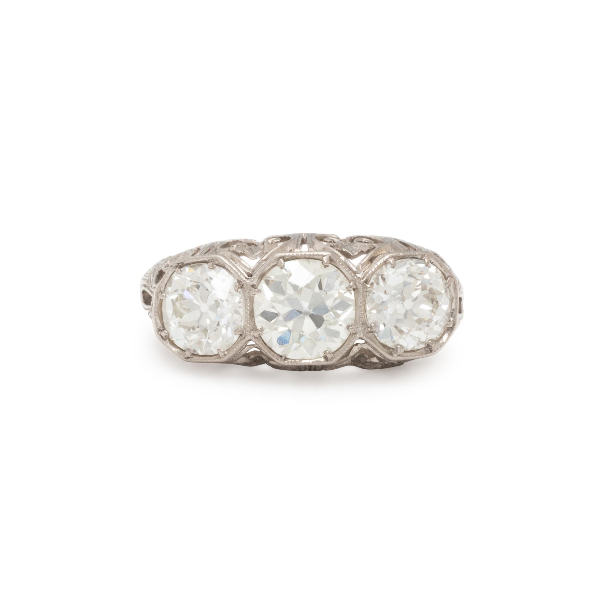 THREE STONE DIAMOND RING