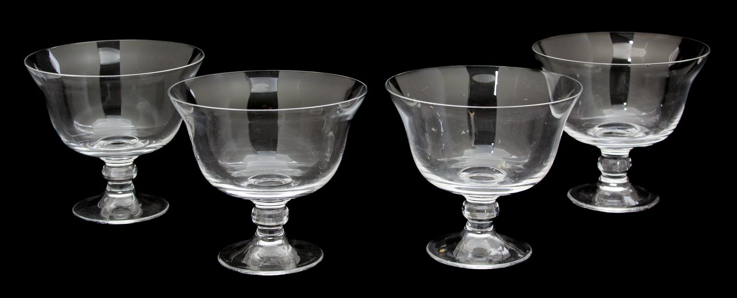Eighteen Ralph Lauren Crystal Landon Pattern Footed Bowls Height 4 1/2 x diameter 5 inches. — 20TH CENTURY