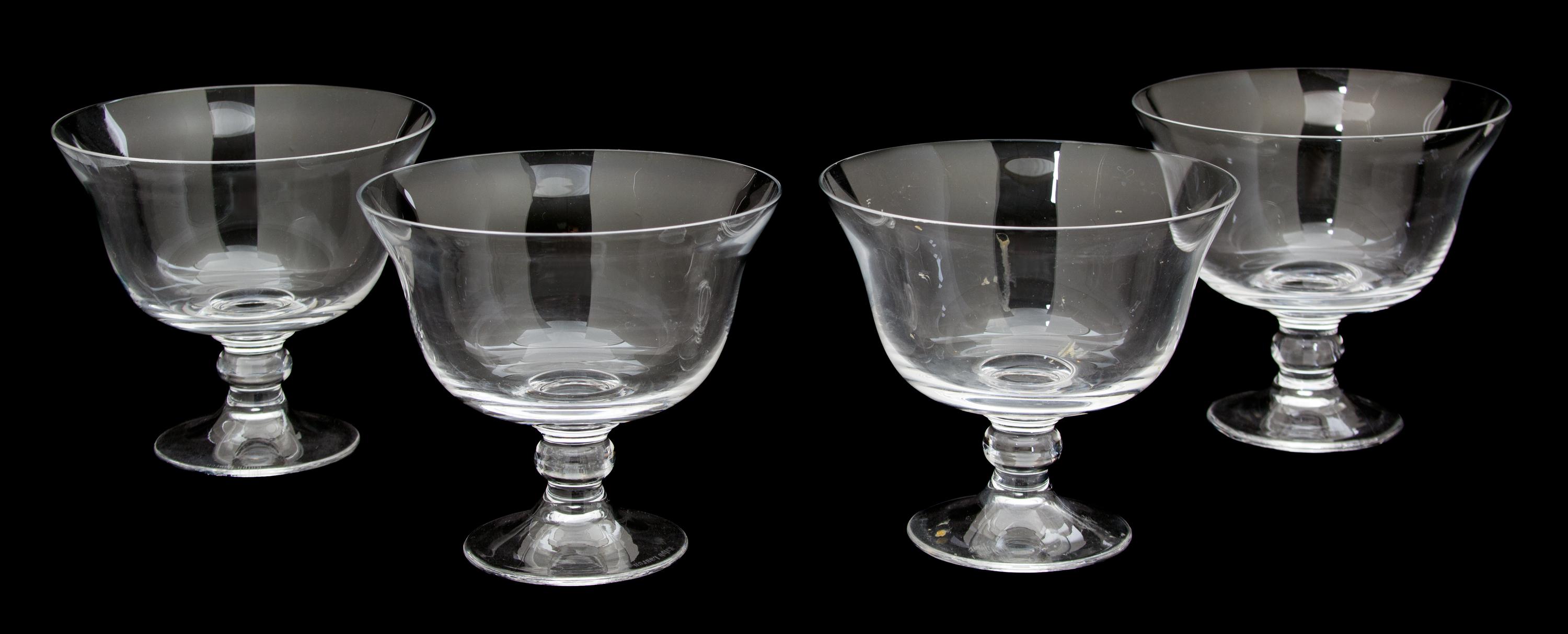 Eighteen Ralph Lauren Crystal Landon Pattern Footed Bowls Height 4 1/2 x diameter 5 inches. — 20TH CENTURY