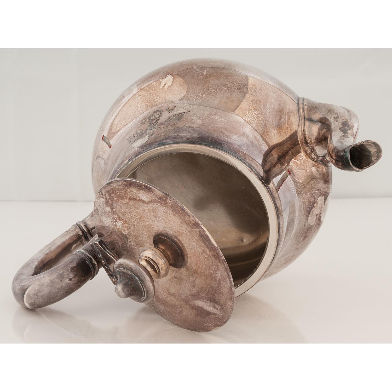 Adolf Hitler Initialed Teapot, Reportedly Taken from his Home by World War II Officer, with Provenance
