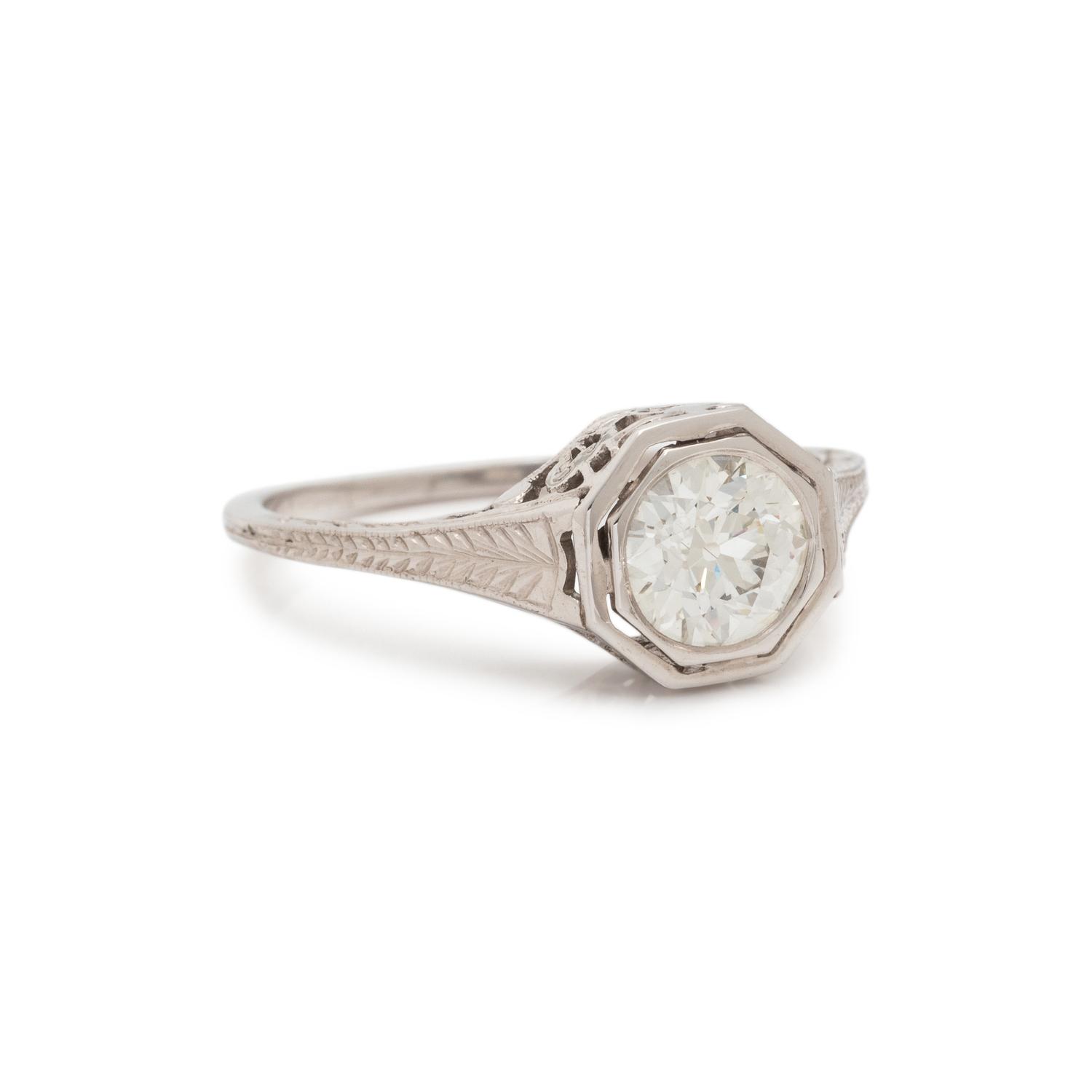 DIAMOND AND PLATINUM RING