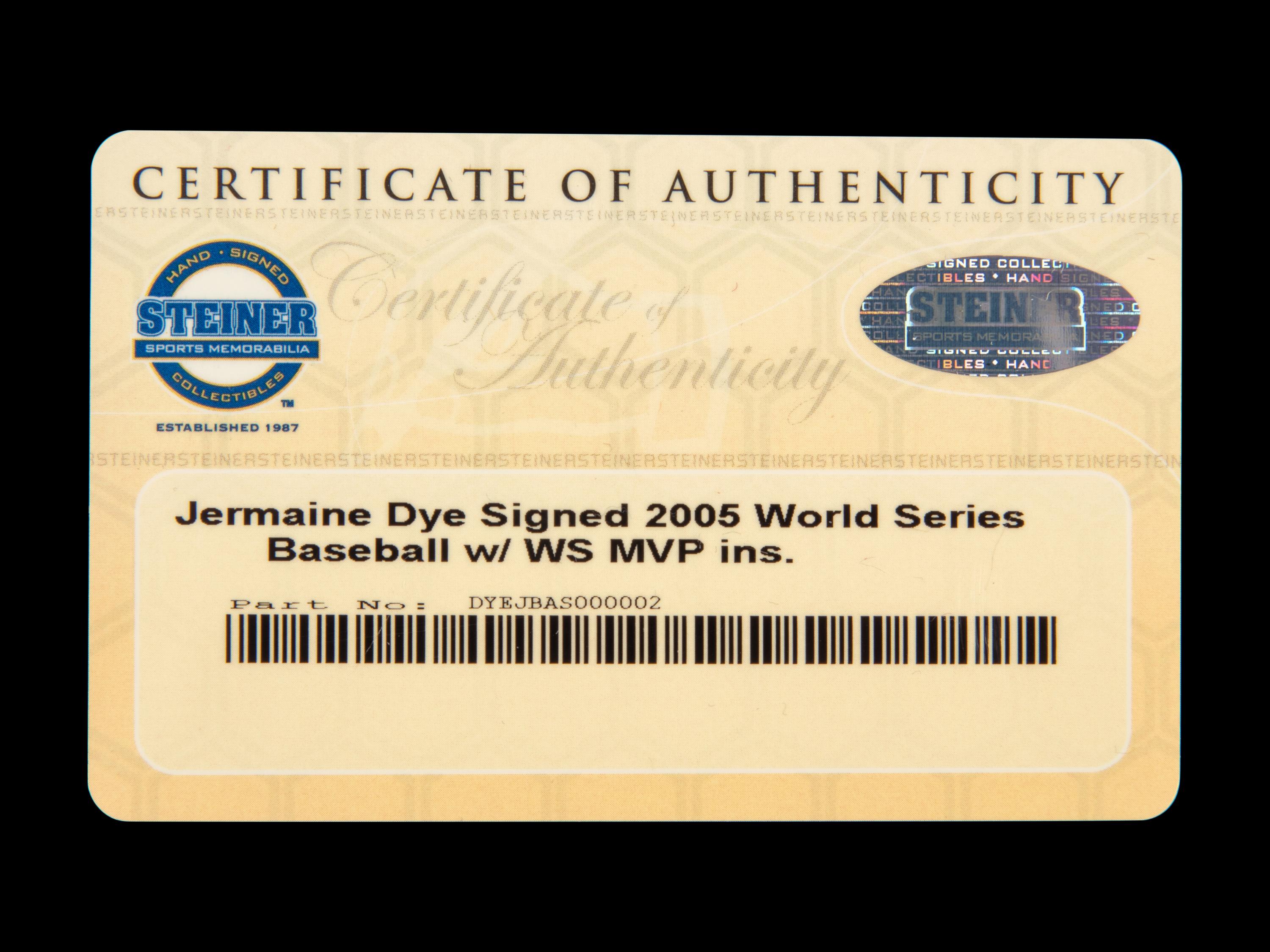 A 2005 Chicago White Sox World Series Champions Team Signed Baseball Numbered 3 of 350 (Steiner)